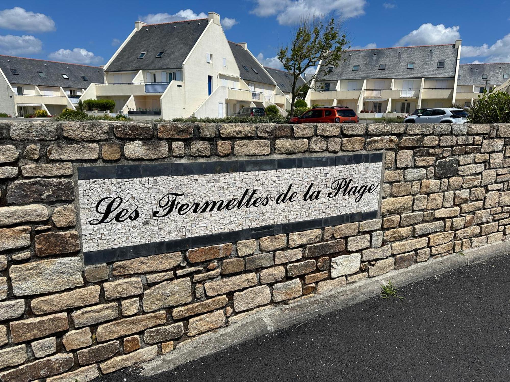 Les Fermettes De La Plage Saint-Nic Exteriör bild